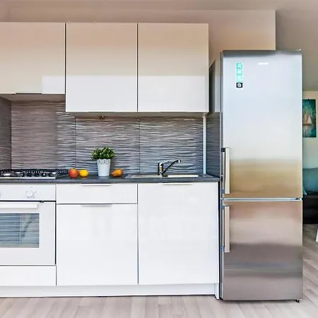 2 Bedroom Front In Σπίτι διακοπών Drage