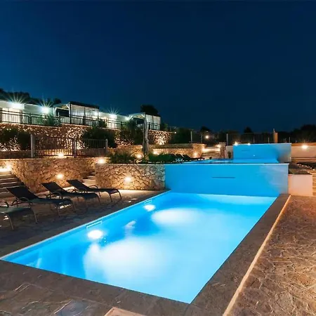 Nice Home In Drage With Wifi Drage