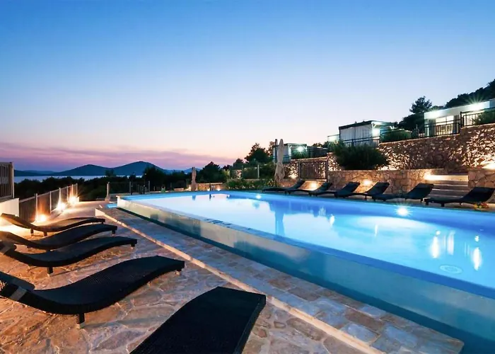 Σπίτι διακοπών 2 Bedroom Front In Drage